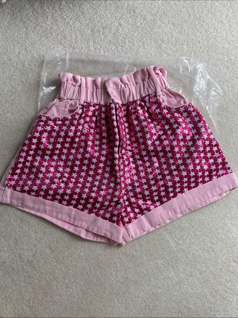 Fantastic Fawn Women’s Pink Sequin Star Pattern Shorts size MEDIUM